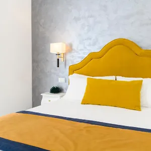 Luxury House Nocleg ze śniadaniem