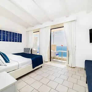 Bed & Breakfast Residenza Al Pesce D'oro, Amalfi